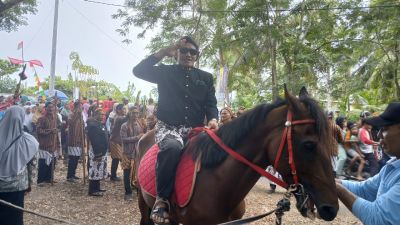 Bapak CCamat Mirit