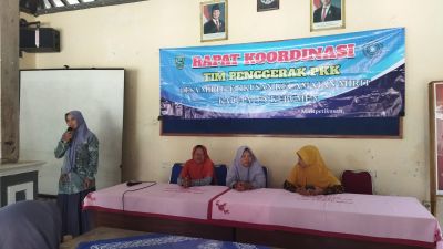 Rakor TP PKK Desa Miritpetikusan Tingkatkan Keterampilan Keprotokoleran 